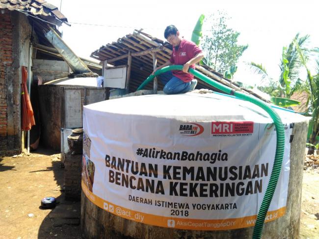 Warga Terbiasa Membeli Air Akibat Kemarau Panjang Gunungkidul